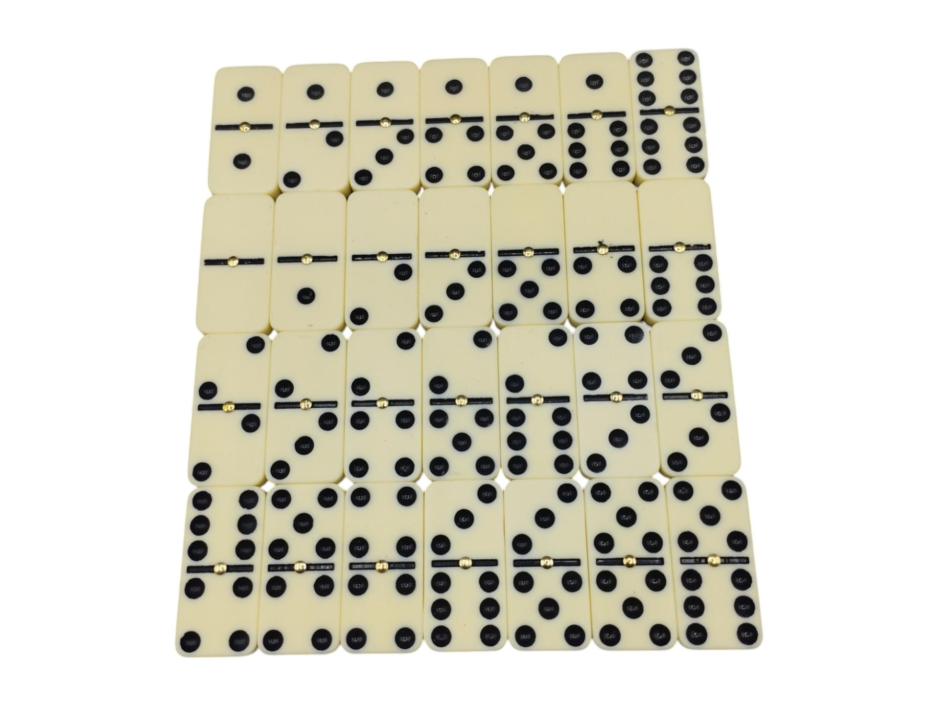 Domino en caja de madera-A202328