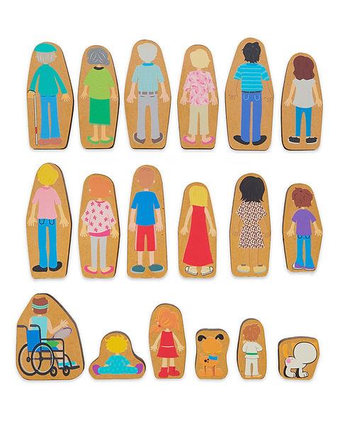 Familia figuras de madera 